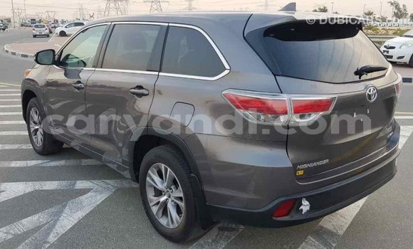 Tenga Imported Toyota Highlander Zvimwe Mota in Import - Dubai in Zambia Tenga Imported Toyota Highlander Zvimwe Mota in Import - Dubai in Zambia