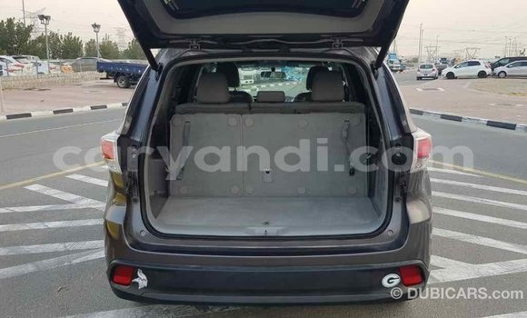 Tenga Imported Toyota Highlander Zvimwe Mota in Import - Dubai in Zambia Tenga Imported Toyota Highlander Zvimwe Mota in Import - Dubai in Zambia