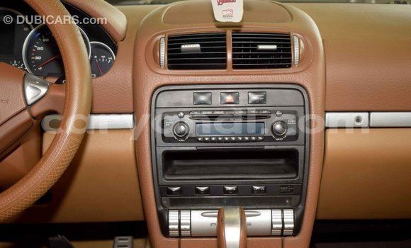 Tenga Imported Porsche Cayenne Girinhi Mota in Import - Dubai in Zambia Tenga Imported Porsche Cayenne Girinhi Mota in Import - Dubai in Zambia