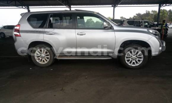 Acheter Occasion Voiture Toyota Prado Gris à Kitwe, Zambie Acheter Occasion Voiture Toyota Prado Gris à Kitwe, Zambie