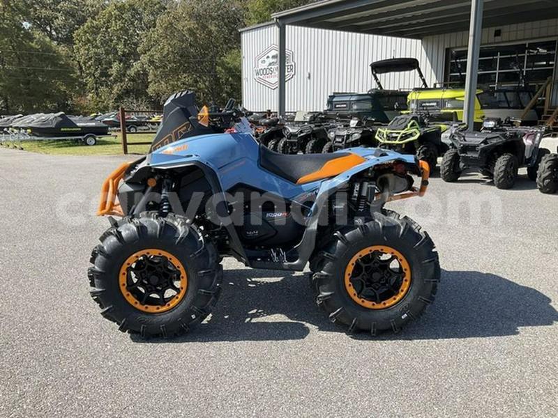 Big with watermark yamaha tmax zambia lusaka 32836