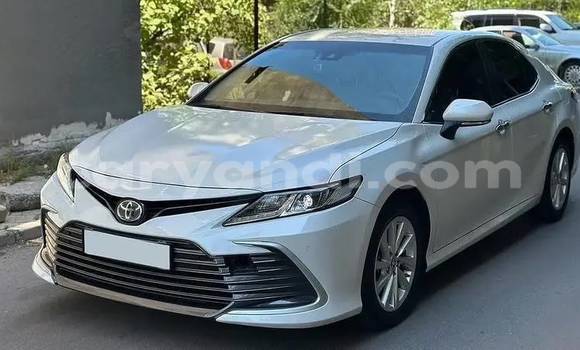 Buy Used Toyota Camry White Car in Lusaka in Zambia Buy Used Toyota Camry White Car in Lusaka in Zambia
