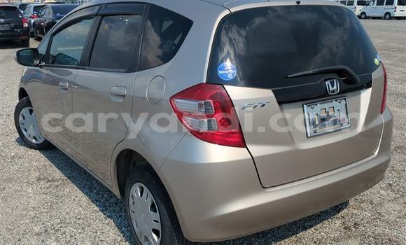 Acheter Import Voiture Honda FIT Beige à Lusaka, Zambie Acheter Import Voiture Honda FIT Beige à Lusaka, Zambie