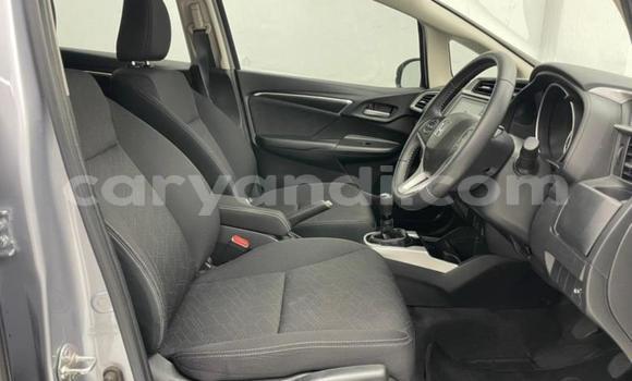 Buy Used Honda CR–V Silver Car in Chingola in Zambia Buy Used Honda CR–V Silver Car in Chingola in Zambia
