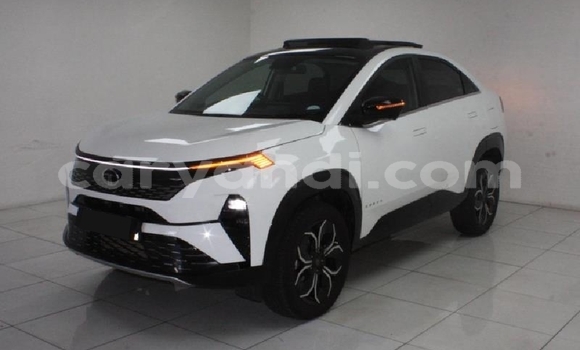 Buy Used Tata Sumo Grande White Car in Chinsali in Northern Buy Used Tata Sumo Grande White Car in Chinsali in Northern