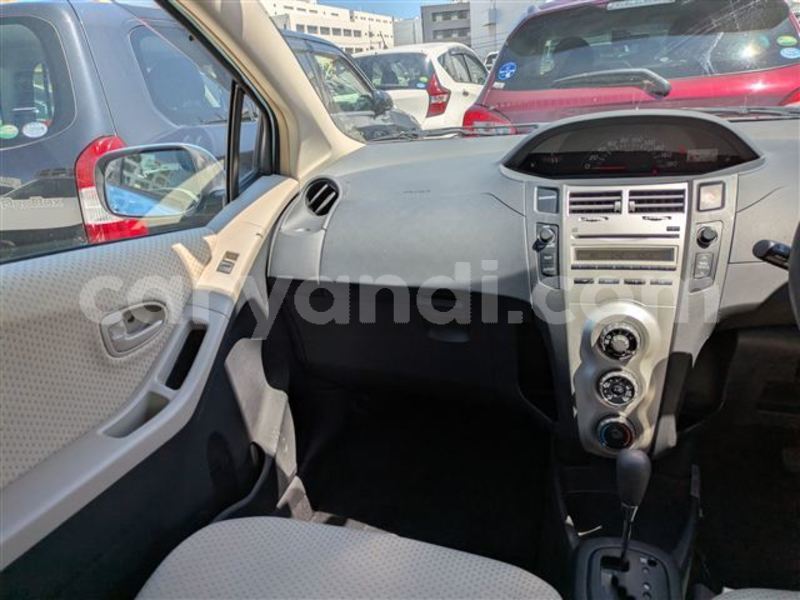 Big with watermark toyota vitz zambia lusaka 33971