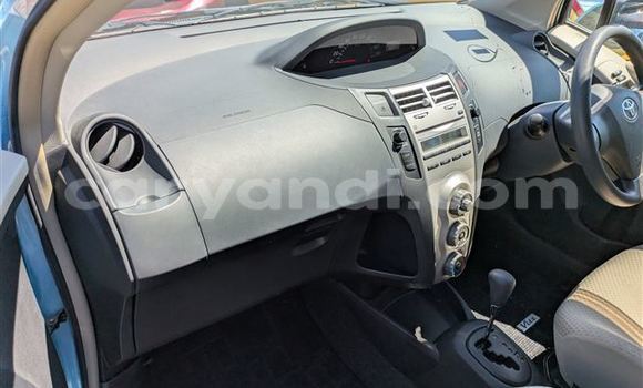 Acheter Import Voiture Toyota Vitz Bleu à Lusaka, Zambie Acheter Import Voiture Toyota Vitz Bleu à Lusaka, Zambie