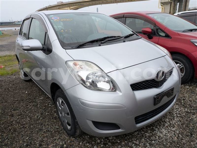 Big with watermark toyota vitz zambia lusaka 33972