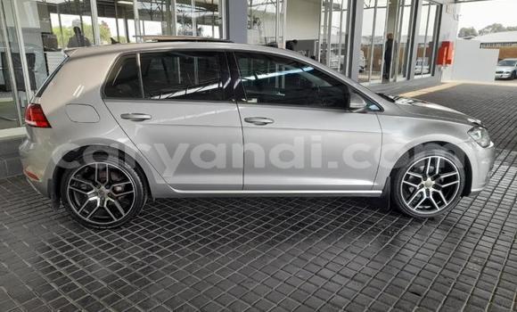 Tenga Tsaru Volkswagen Golf Sirivha Mota in Petauke in Eastern Tenga Tsaru Volkswagen Golf Sirivha Mota in Petauke in Eastern