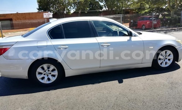 Acheter Occasion Voiture BMW 5–Series Gris à Lusaka, Zambie Acheter Occasion Voiture BMW 5–Series Gris à Lusaka, Zambie