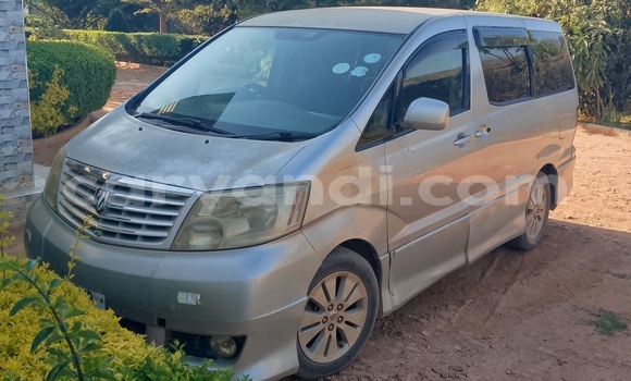 Buy Used Toyota Alphard Silver Car in Lusaka in Zambia Buy Used Toyota Alphard Silver Car in Lusaka in Zambia