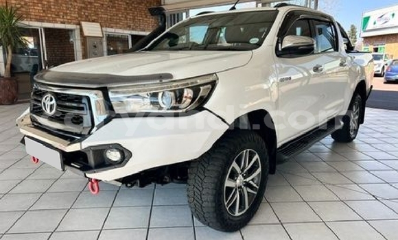 Buy Used Toyota Hilux White Car in Sesheke in Western Buy Used Toyota Hilux White Car in Sesheke in Western