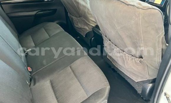 Buy Used Toyota Hilux White Car in Sesheke in Western Buy Used Toyota Hilux White Car in Sesheke in Western