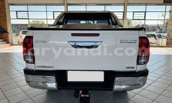 Buy Used Toyota Hilux White Car in Sesheke in Western Buy Used Toyota Hilux White Car in Sesheke in Western