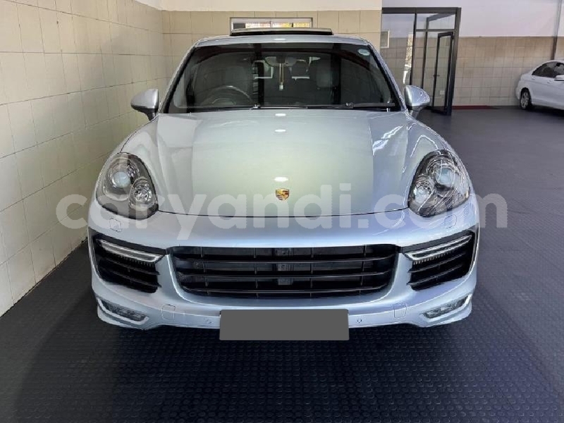 Big with watermark porsche cayenne central serenje 34280