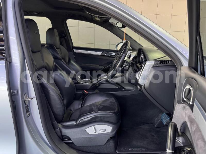 Big with watermark porsche cayenne central serenje 34280