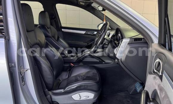 Buy Used Porsche Cayenne Silver Car in Serenje in Central Buy Used Porsche Cayenne Silver Car in Serenje in Central