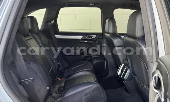 Buy Used Porsche Cayenne Silver Car in Serenje in Central Buy Used Porsche Cayenne Silver Car in Serenje in Central