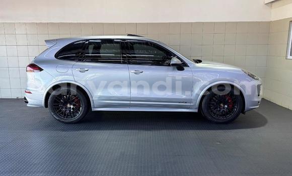 Buy Used Porsche Cayenne Silver Car in Serenje in Central Buy Used Porsche Cayenne Silver Car in Serenje in Central