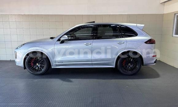 Buy Used Porsche Cayenne Silver Car in Serenje in Central Buy Used Porsche Cayenne Silver Car in Serenje in Central
