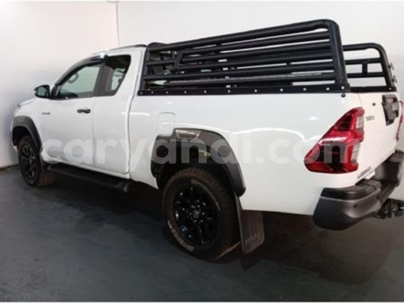 Big with watermark toyota hilux eastern petauke 34282