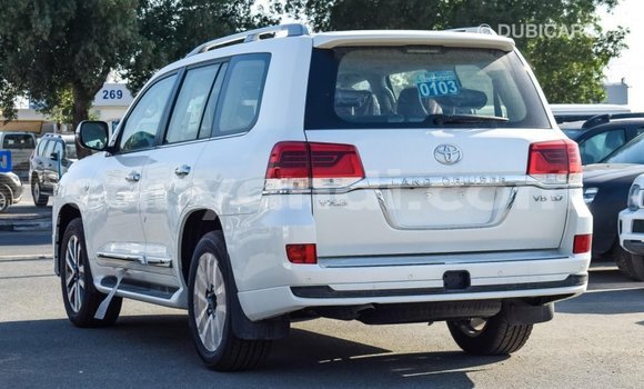 Buy Import Toyota Land Cruiser White Car in Import - Dubai in Zambia Buy Import Toyota Land Cruiser White Car in Import - Dubai in Zambia