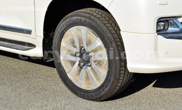 Buy Import Toyota Land Cruiser White Car in Import - Dubai in Zambia Buy Import Toyota Land Cruiser White Car in Import - Dubai in Zambia