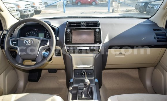 Nunua Imported Toyota Prado Nyeusi Gari ndani ya Import - Dubai nchini Zambia Nunua Imported Toyota Prado Nyeusi Gari ndani ya Import - Dubai nchini Zambia