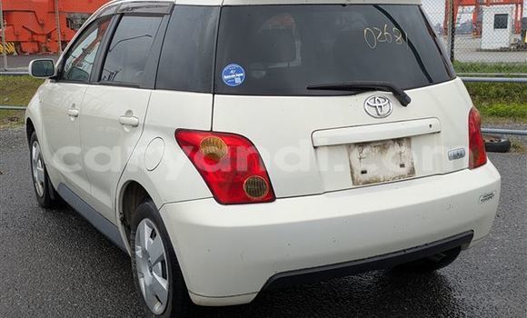 Buy Import Toyota IST White Car in Lusaka in Zambia Buy Import Toyota IST White Car in Lusaka in Zambia