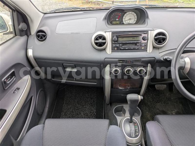 Big with watermark toyota ist zambia lusaka 34549