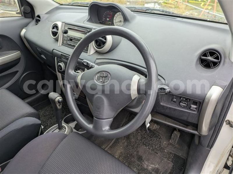 Big with watermark toyota ist zambia lusaka 34549