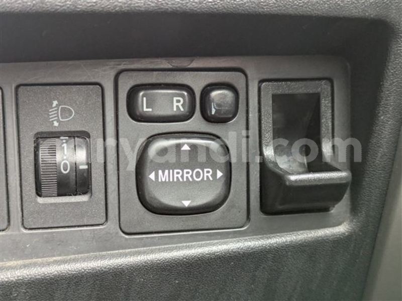 Big with watermark toyota ist zambia lusaka 34549