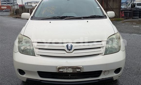 Buy Import Toyota IST White Car in Lusaka in Zambia Buy Import Toyota IST White Car in Lusaka in Zambia