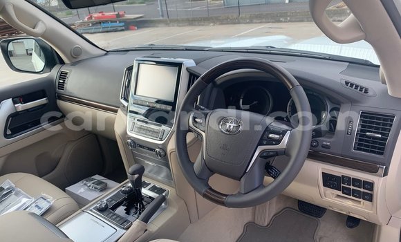 Buy Used Toyota Land Cruiser White Car in Lusaka in Zambia Buy Used Toyota Land Cruiser White Car in Lusaka in Zambia
