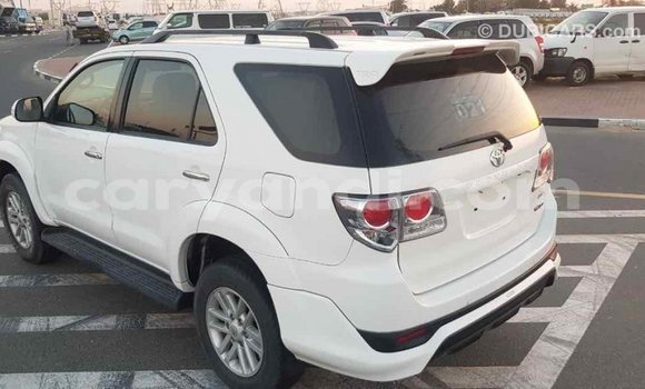 Tenga Imported Toyota Fortuner Chena Mota in Import - Dubai in Zambia Tenga Imported Toyota Fortuner Chena Mota in Import - Dubai in Zambia