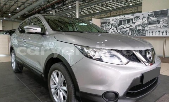 Buy Used Nissan Qashqai Silver Car in Siavonga in Southern