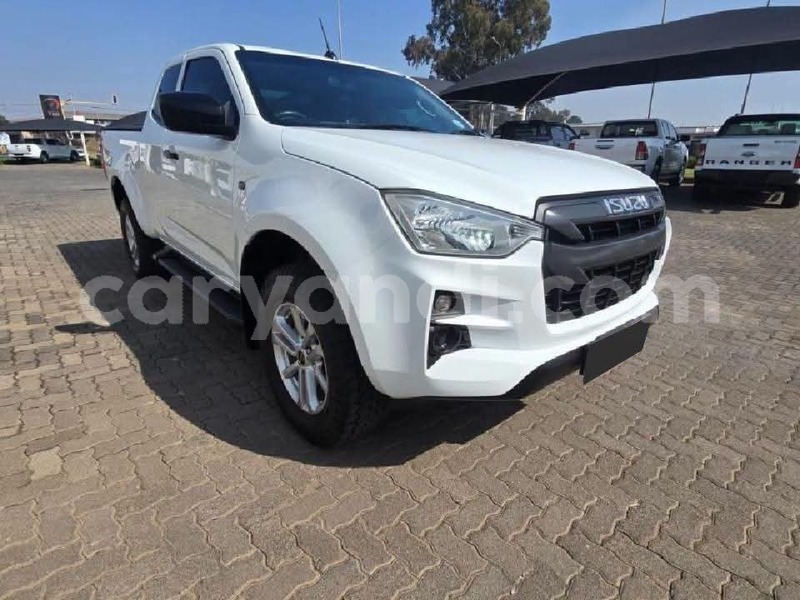 Big with watermark isuzu d max central serenje 34932