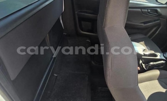 Buy Used Isuzu D–MAX White Car in Serenje in Central Buy Used Isuzu D–MAX White Car in Serenje in Central