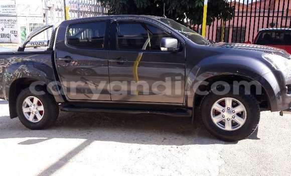 Acheter Occasion Voiture Isuzu KB Marron à Livingstone, Zambie Acheter Occasion Voiture Isuzu KB Marron à Livingstone, Zambie