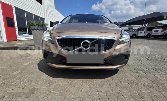 Buy Used Volvo V40 Brown Car in Petauke in Eastern Buy Used Volvo V40 Brown Car in Petauke in Eastern