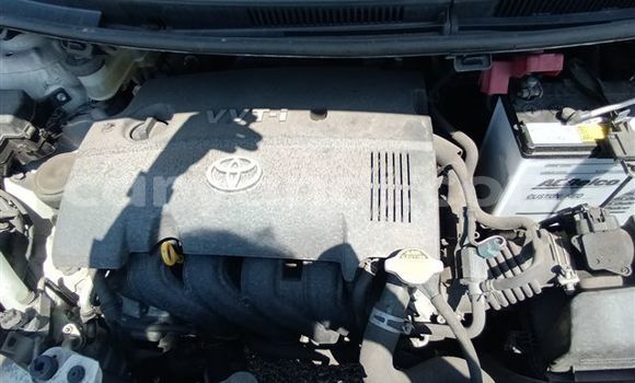 Buy Import Toyota Vitz White Car in Lusaka in Zambia Buy Import Toyota Vitz White Car in Lusaka in Zambia