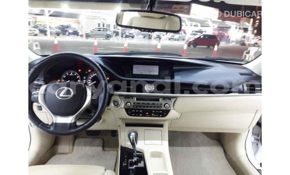 Buy Import Lexus ES White Car in Import - Dubai in Zambia Buy Import Lexus ES White Car in Import - Dubai in Zambia
