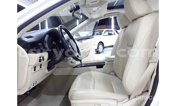Buy Import Lexus ES White Car in Import - Dubai in Zambia Buy Import Lexus ES White Car in Import - Dubai in Zambia