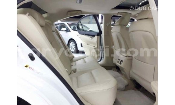 Buy Import Lexus ES White Car in Import - Dubai in Zambia Buy Import Lexus ES White Car in Import - Dubai in Zambia