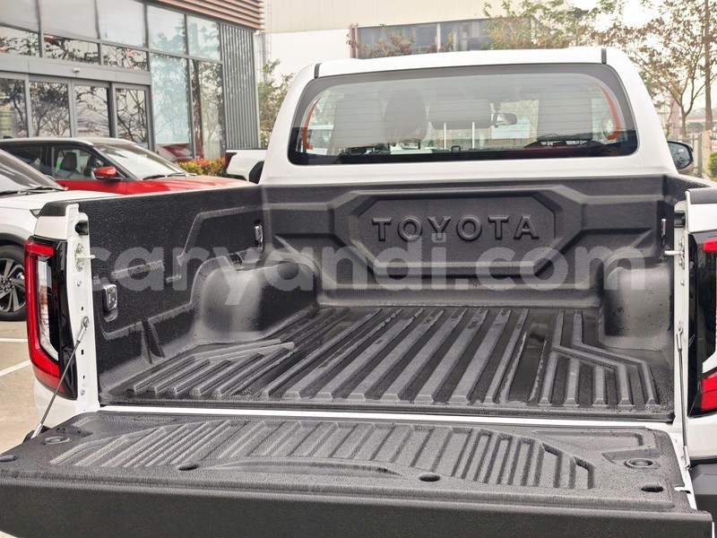 Big with watermark toyota hilux zambia lusaka 35240