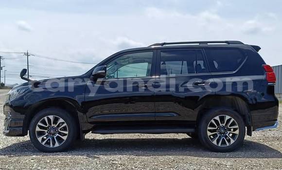 Acheter Occasion Voiture Toyota Land Cruiser Prado Noir à Lusaka, Zambie Acheter Occasion Voiture Toyota Land Cruiser Prado Noir à Lusaka, Zambie