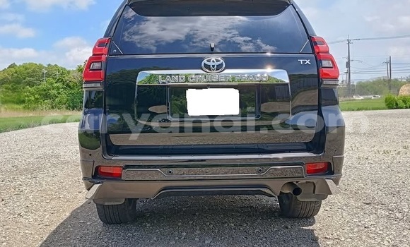 Acheter Occasion Voiture Toyota Land Cruiser Prado Noir à Lusaka, Zambie Acheter Occasion Voiture Toyota Land Cruiser Prado Noir à Lusaka, Zambie
