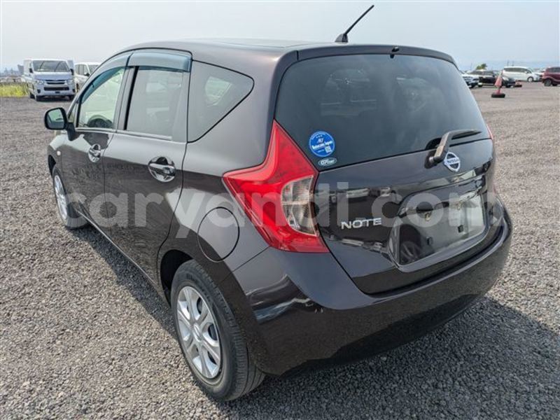 Big with watermark nissan note zambia lusaka 35272