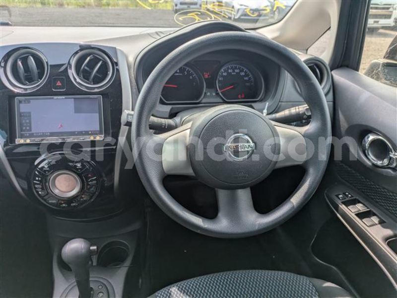 Big with watermark nissan note zambia lusaka 35272