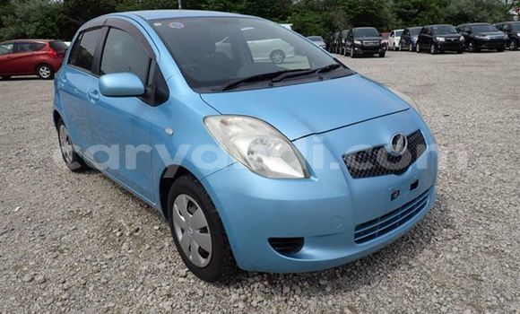 Acheter Import Voiture Toyota Vitz Bleu à Lusaka, Zambie Acheter Import Voiture Toyota Vitz Bleu à Lusaka, Zambie